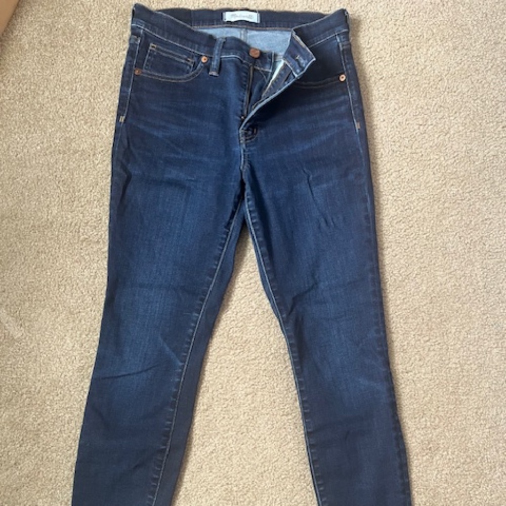 GREAT CONDITION Madewell size 28 High Rise Skinny Jeans